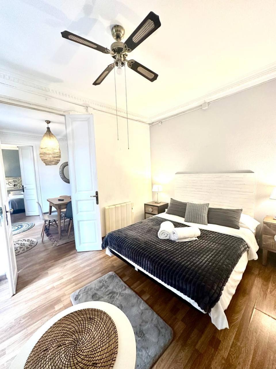Big And Bright Apartment Bcn Barcelona Zewnętrze zdjęcie